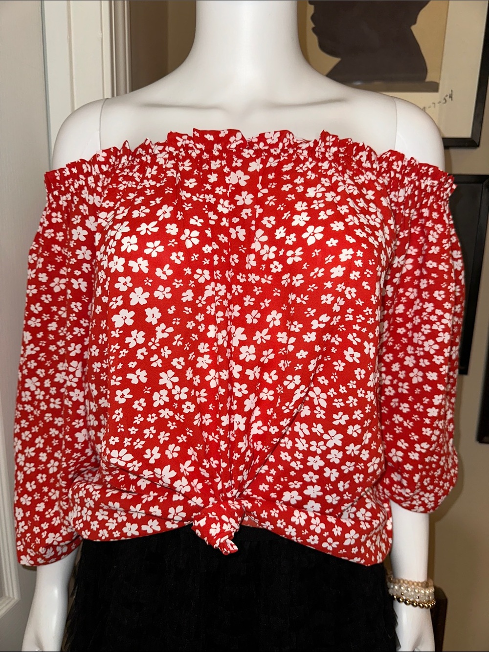 Floral Red Top - Picture 4 of 7